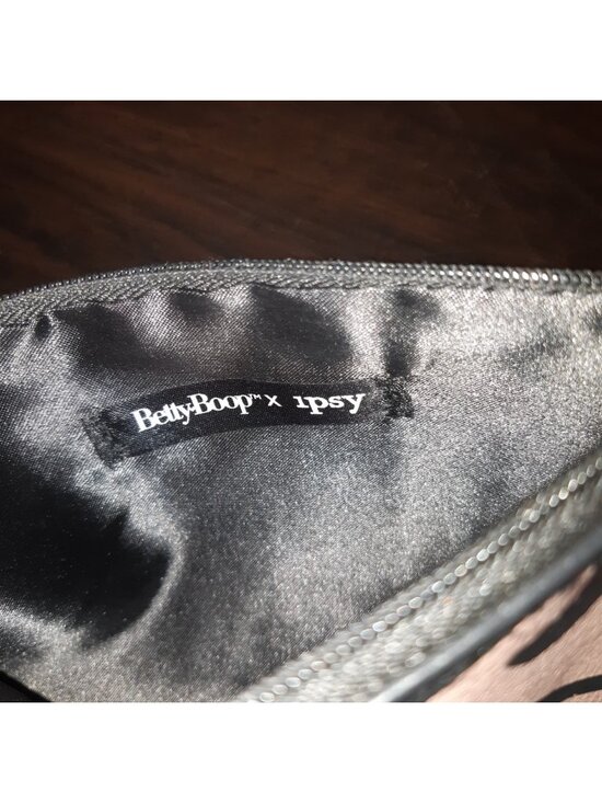 Betty Boop x IPSY Limited Edition Sequin Makeup Bag Pouch Clutch - Picture 3 of 4